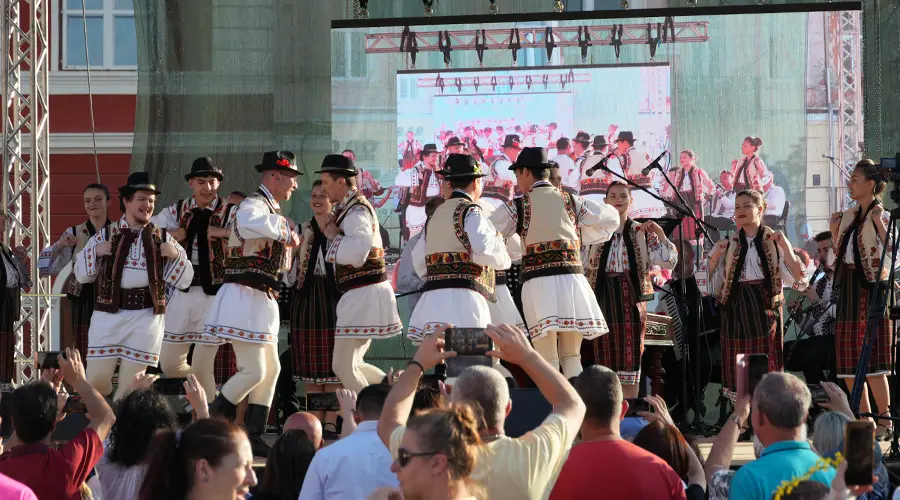 História, Língua e Cultura da Roménia