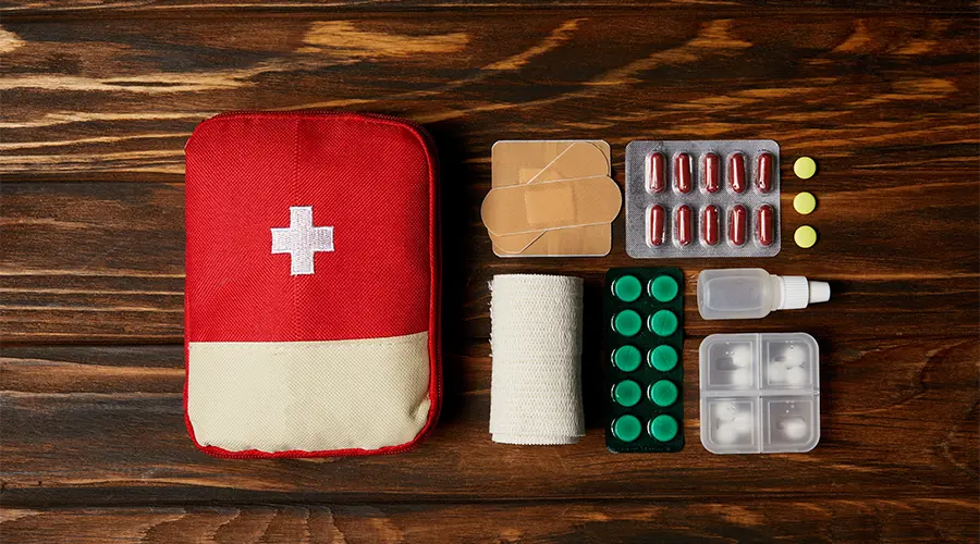 Kit Primeiros Socorros em Viagem