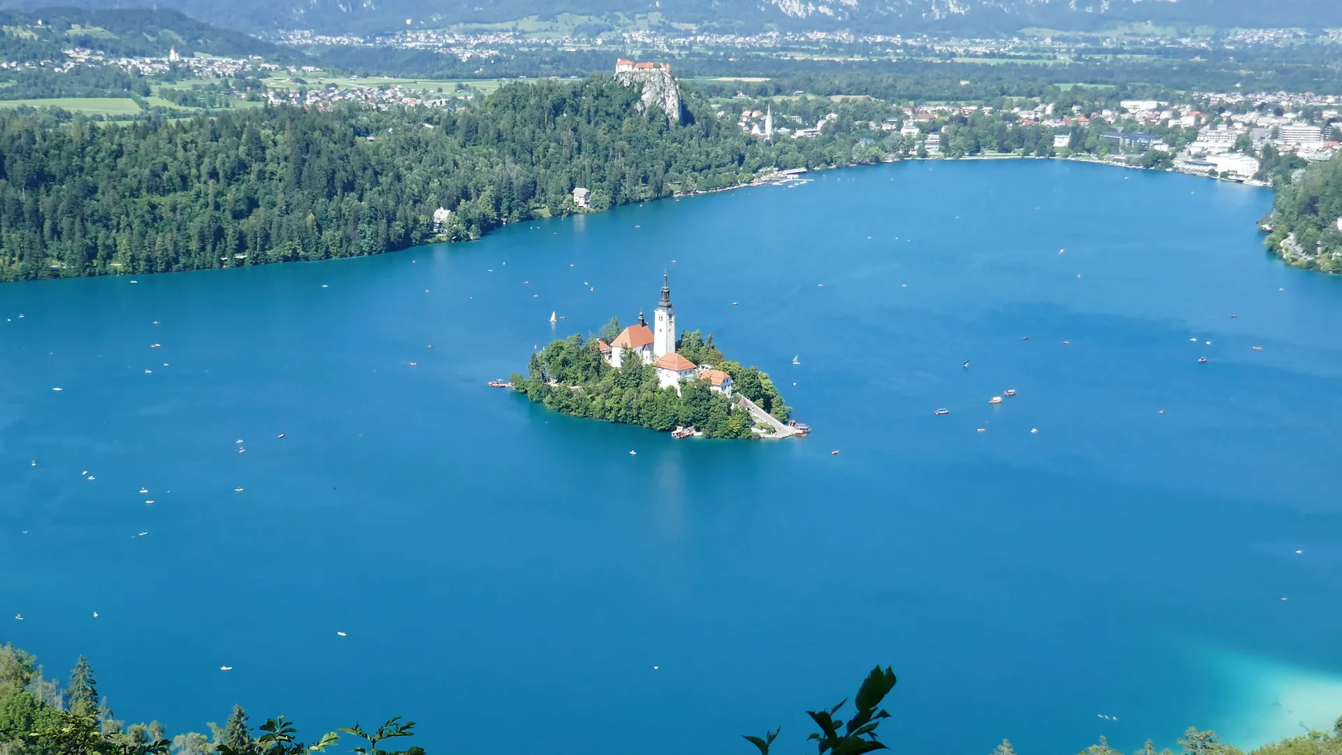 Lago Bled: O Encanto Natural da Eslovénia