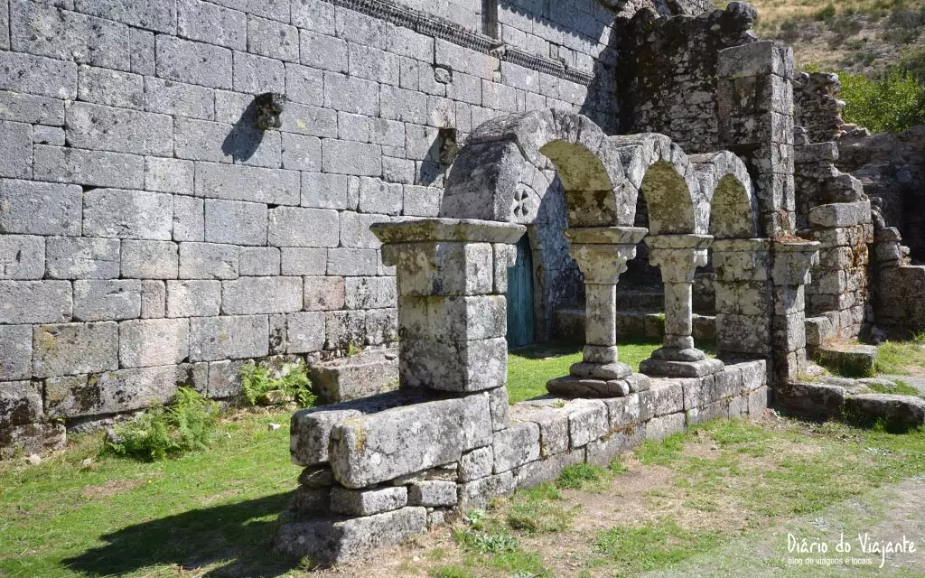Mosteiro de Santa Maria das Júnias | Parque Natural Peneda-Gerês
