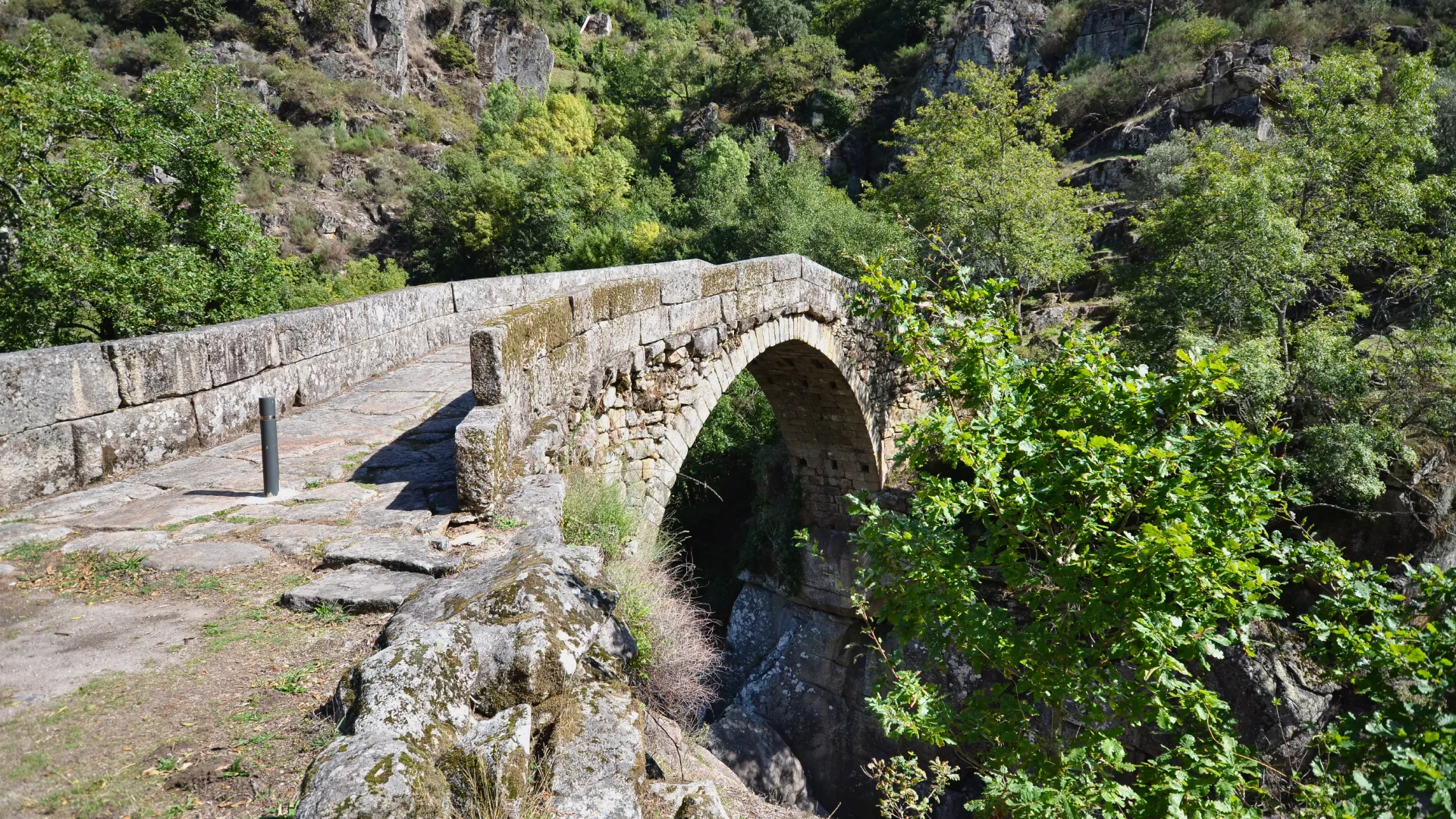 Ponte da Misarela, a Ponte do Diabo