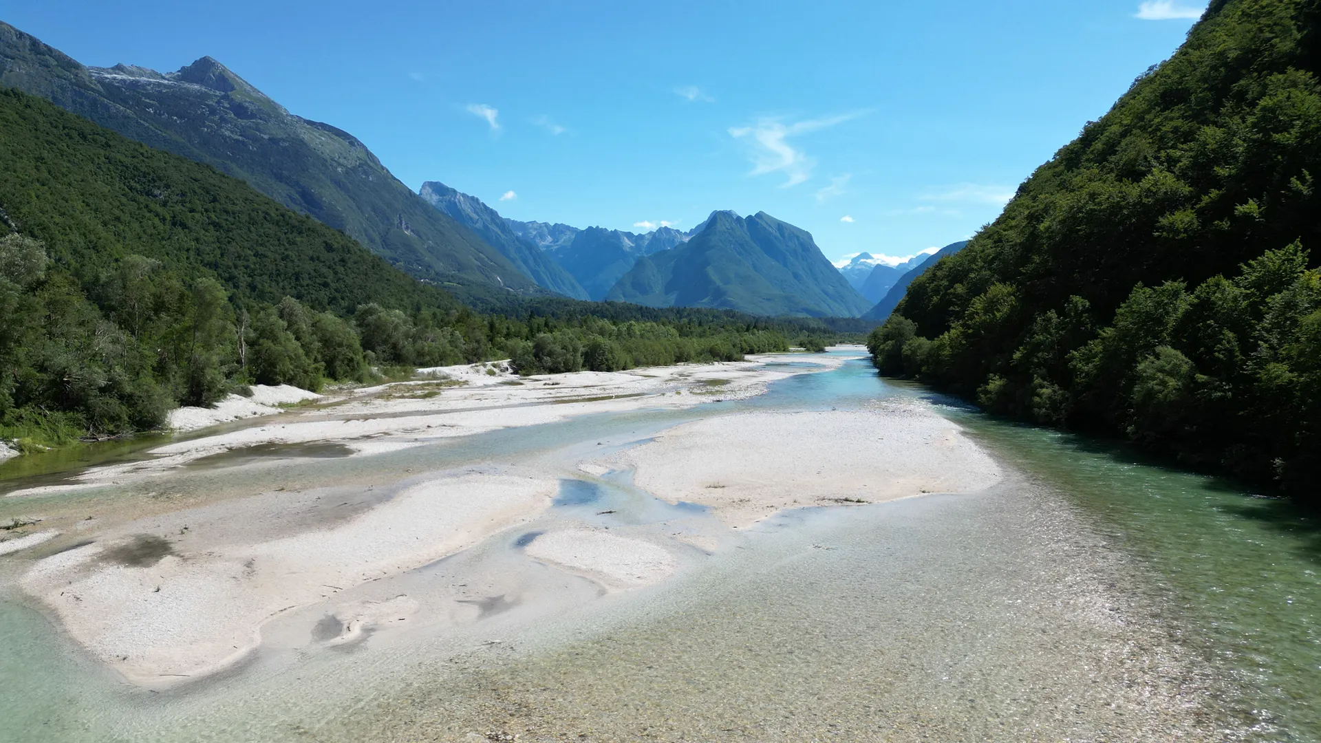 Rio Soča: Um Azul Inesquecível no Coração da Eslovénia