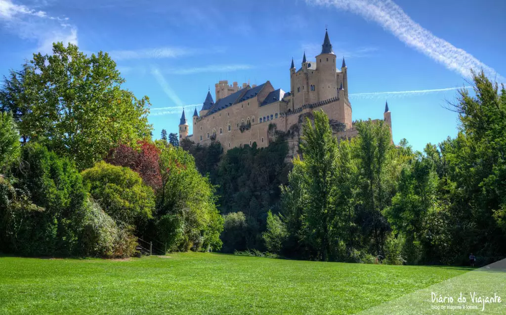 4 dias por Toledo, Segóvia e Ávila, Viagem de Mota